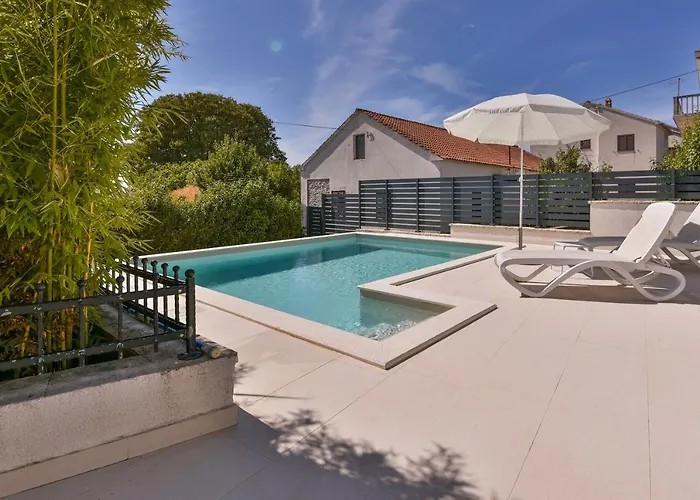 Janamari * 扎达尔